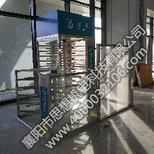 楊橋站矩形、半高單向門和護(hù)欄